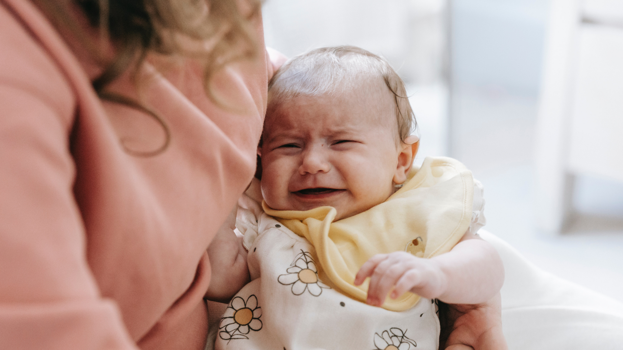 Ruido blanco para bebés: ¿Qué es y cómo funciona? - Kinedu Blog